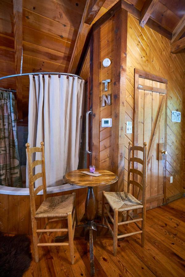 Gatlinburg Area Hottub Cabin - Ladyslipper Sevierville Exterior foto
